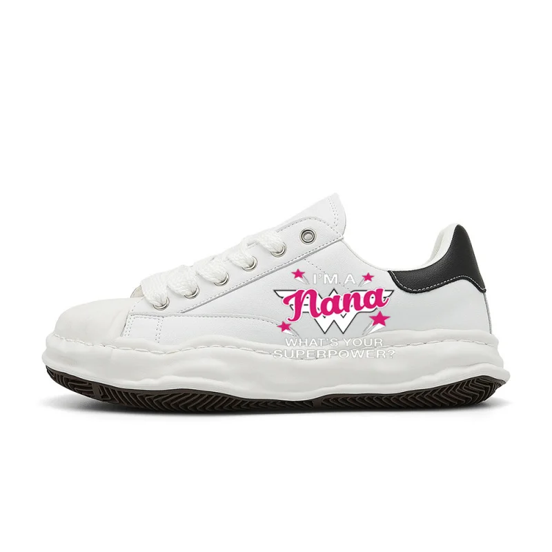 

Футболка для бабушки с надписью «Я — бабушка, какая ваша суперсиловая способность», модные уличные кроссовки в ретро-стиле, выполненные в ретро-стиле, стильные и удобные.