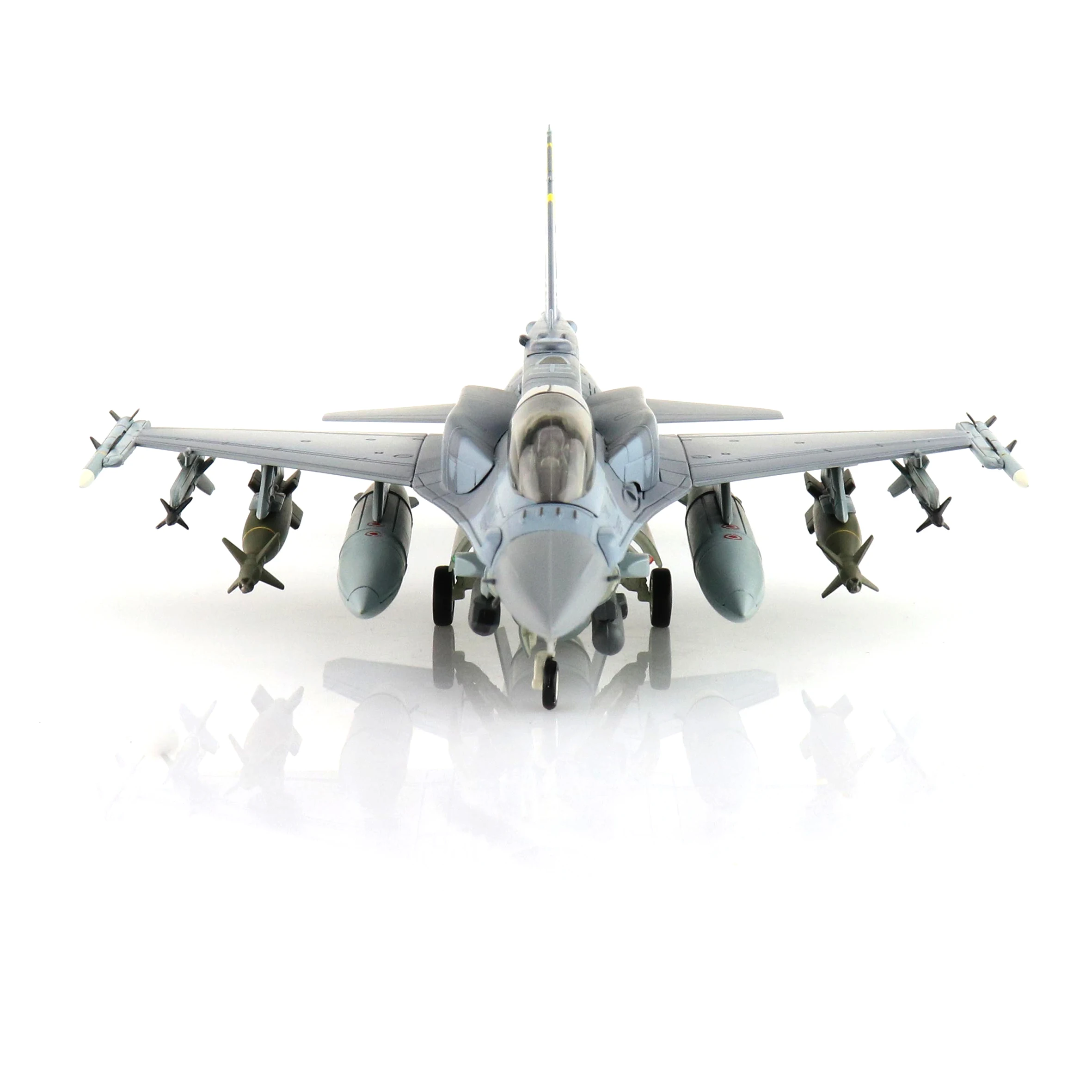 1/72 HA38026 F-16D Fighter Model 