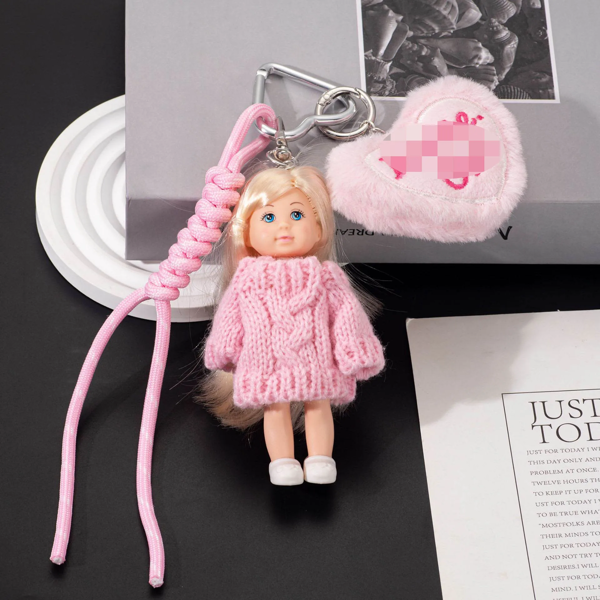 

Корейская версия, милое плюшевое сердце, розовый свитер, платье с золотыми волосами, кукла принцессы для девочек, брелок, подвеска, мультяшная сумка, декор, милый подарок