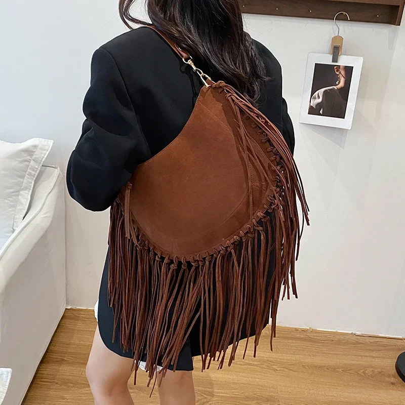 

Однотонные сумки на ремне из искусственной кожи с кисточками, женские сумки большой вместимости на молнии, распродажа, модные универсальные сумки 2025 года