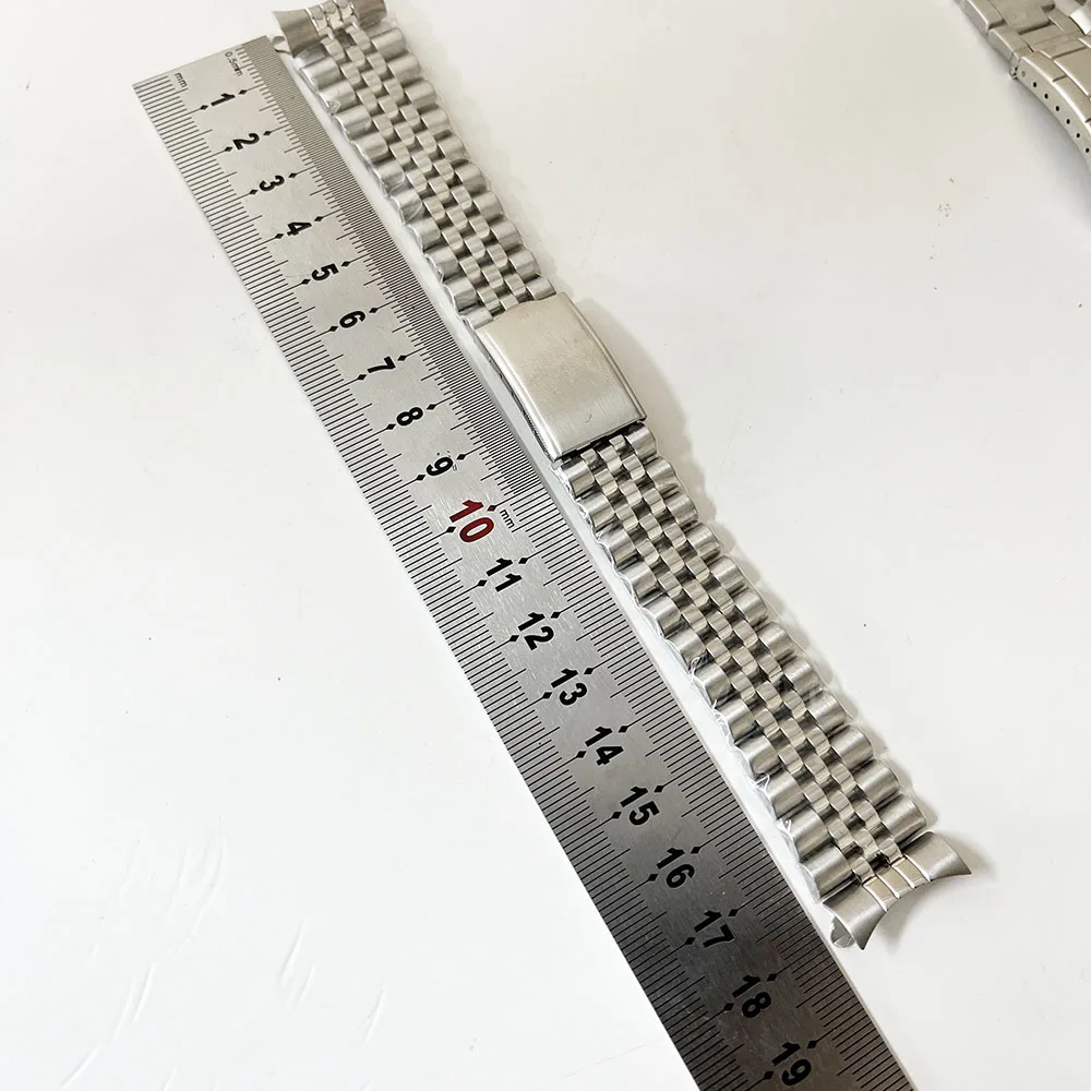 ساعة ميكانيكية مزودة بسلسلة ساعات كوميدية فضية 20 ملم من الفولاذ المقاوم للصدأ بإبزيم قابل للطي ملحقات بديلة للرجال A1 A2