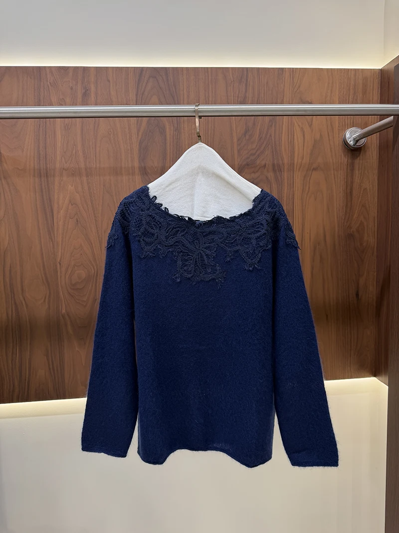 Boat Neck Lace Applique Long Sleeve Knitted Pullover Top for Women