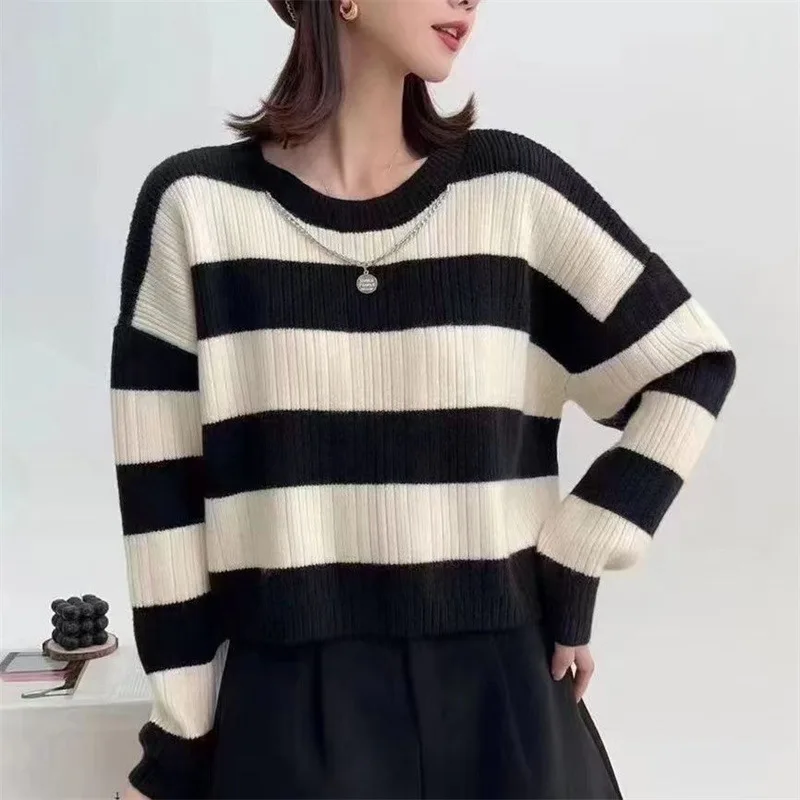 Casual solto camisola de malha feminina redonda ne pulôver emagrecimento cor blo listra design outono inverno novo sle da china