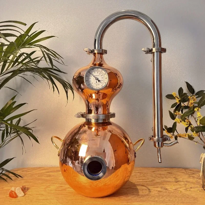 جهاز تقطير الكحول من النحاس Moonshine للزيت العطري جين فودكا ويسكي