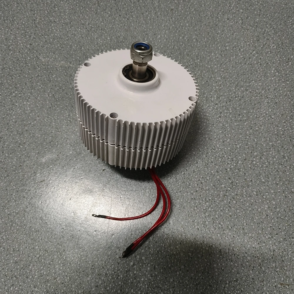 

2000W rare earth strong magnetic steel wind turbine with strong magnetic force, high efficiency, lightweight aluminum alloy body