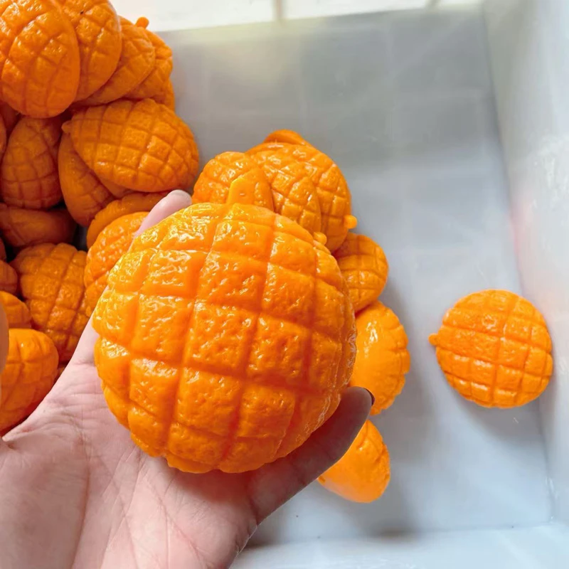 Simulated Pineapple Bun Stress Relief Squeeze Ball Soft Decompression Toy Desktop Ornament  Toy For Students Office Desk Decor