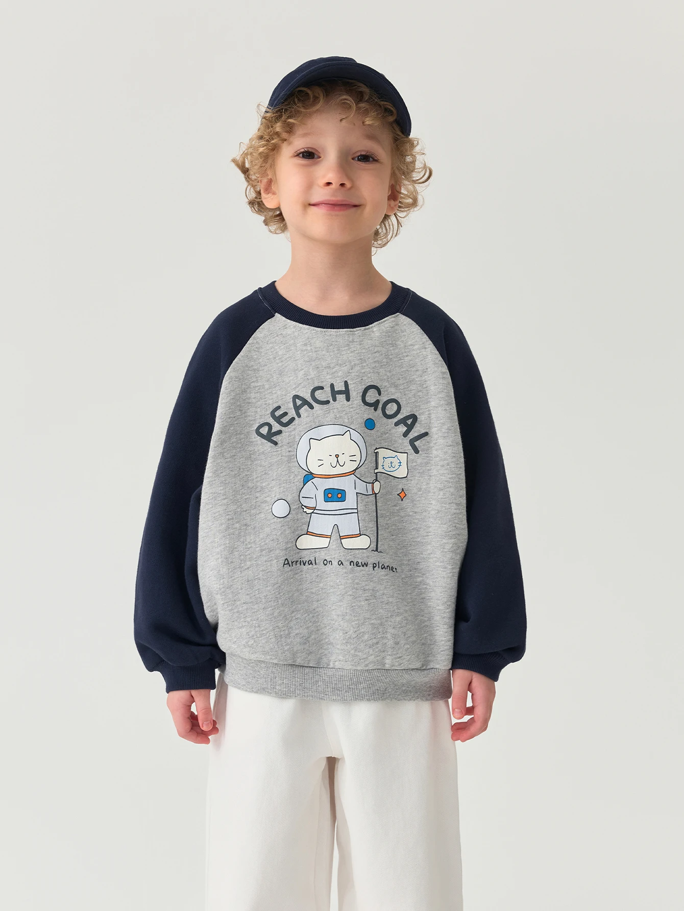 

MARC & JANIE Toddler Boy Astronaut Cat Colorblock Sweatshirt 551135