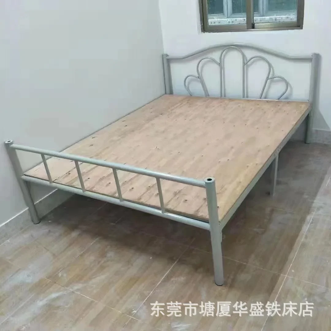 The manufacturer supplies simple single-layer iron frame bed, round tube iron bed, home construction site dormitory, student