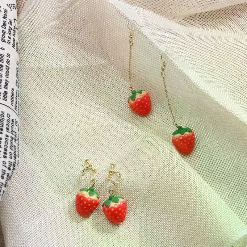 Unique Pastoral-Style Strawberry Earrings Hooks And Pendants Featuring Three-Dimensional Fruit Designs