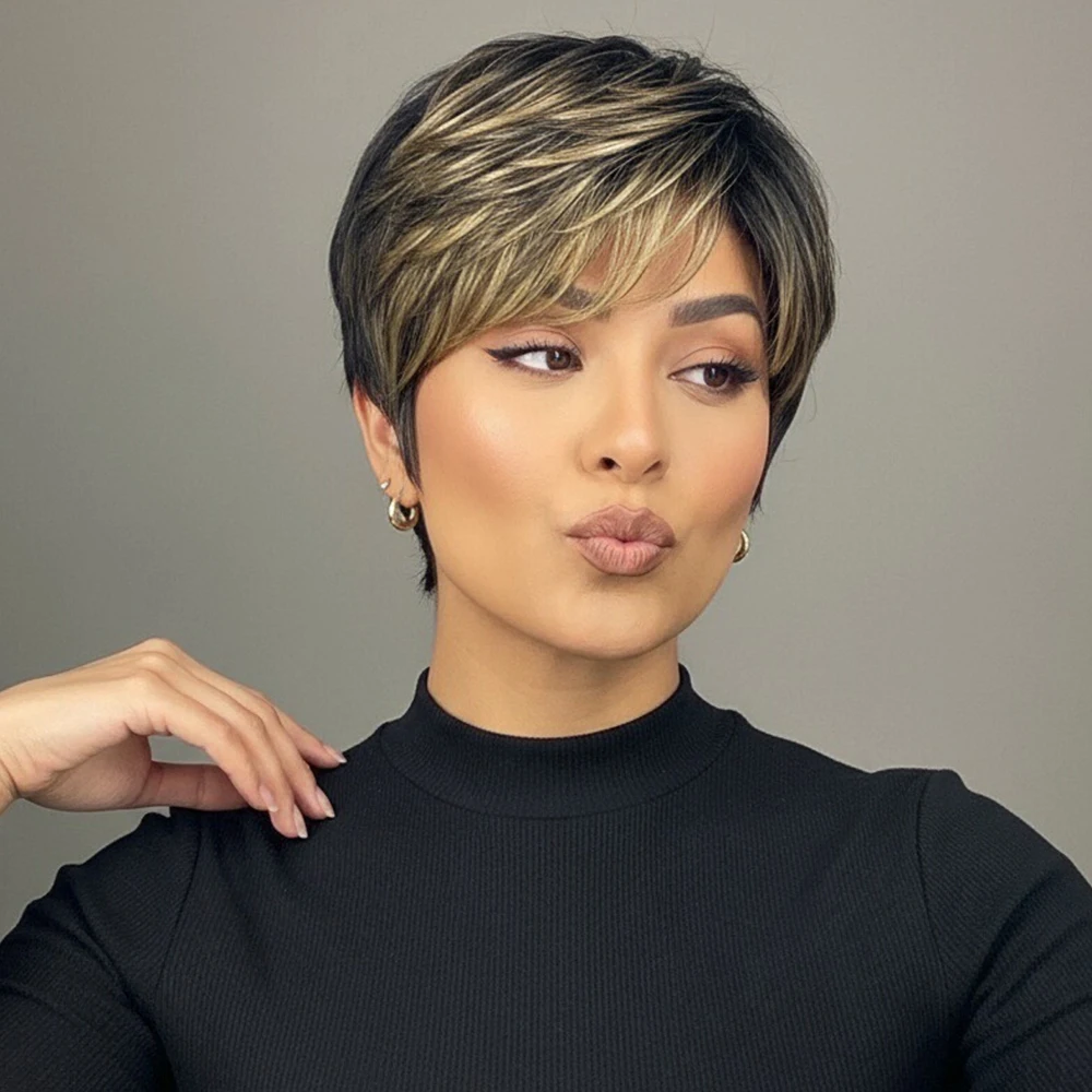 شعر مستعار قصير أشقر أسود اللون، شعر مستعار بشري مفرود بطبقات مع غرة مقطوعة مسبقًا للنساء مصنوع آليًا بالكامل