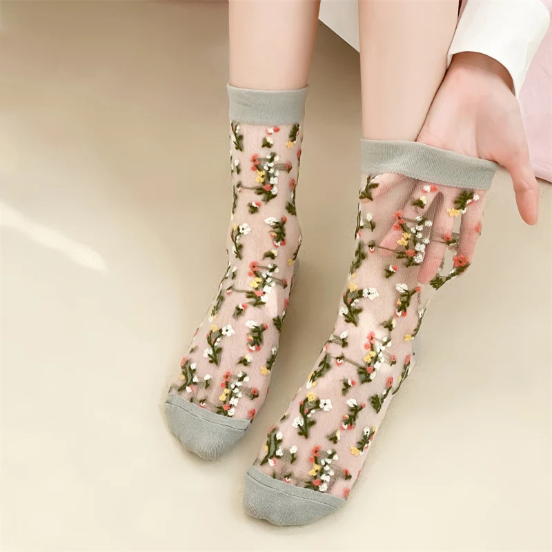 Women's Socks Thin Summer New Novelty Color Fashion Ladies Transparent Socks Breathable Korean Style Girls Flower Socks Modern