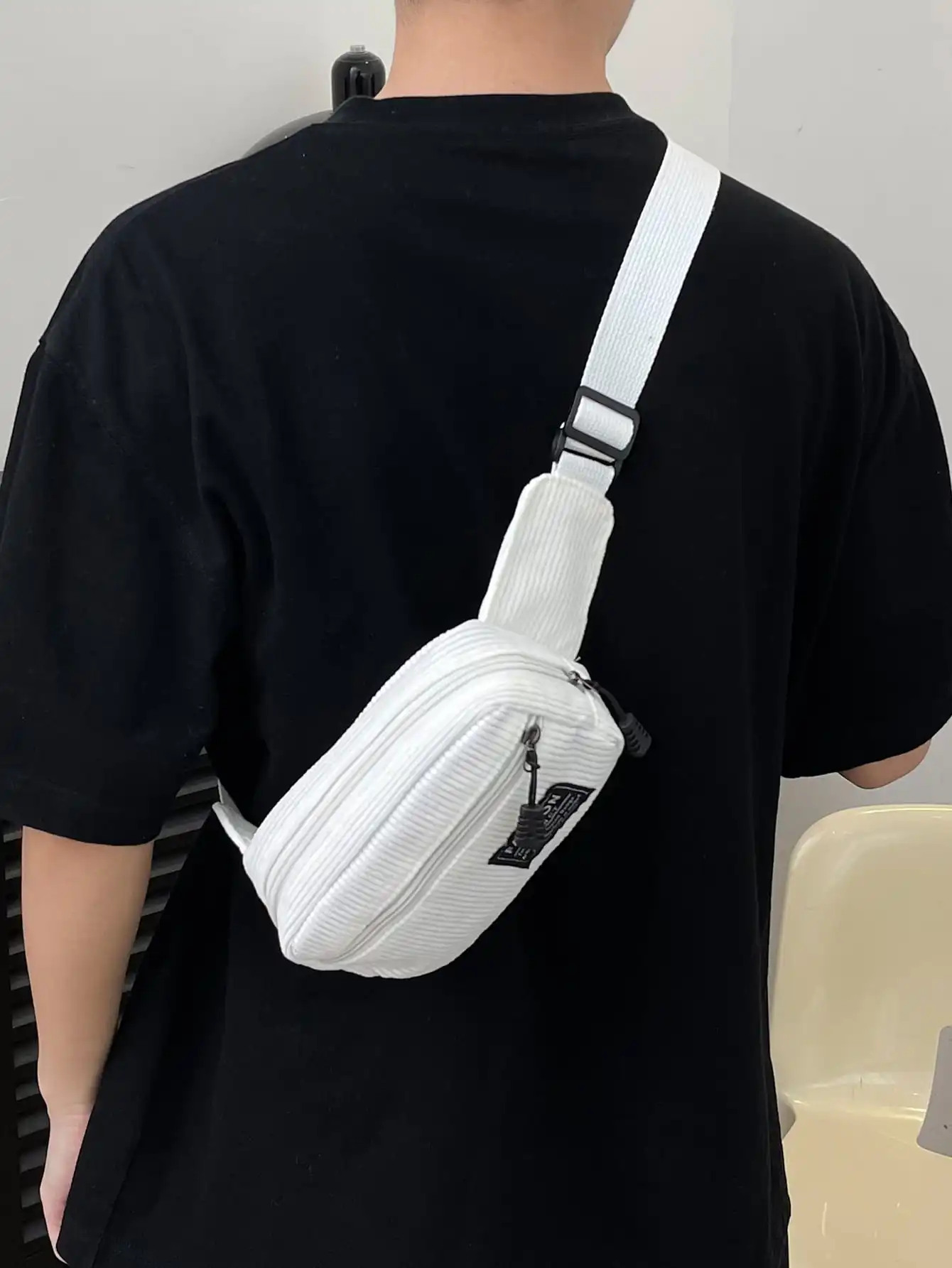 

1pc Classic PU Leather Bottle Holder Bottle Holder Waist Belt Fanny Pack, Beer Bottle Holder, Great For Travel, Outdoor And Backyard, Creative Portable Mountaineering Outdoor Waist Bag Waist Bag Summer Summer Bag Spring Break Valentines Vacation Men Bags
