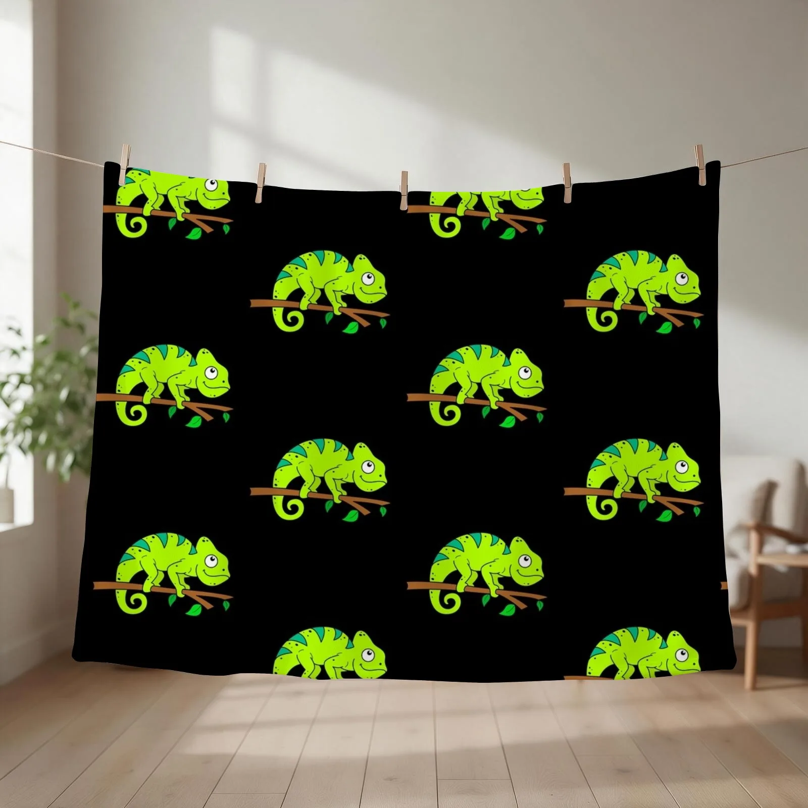 Cute Chameleon for Boys Girls Men Women Throw Blanket couch cozy soft plush fuzzy picnic outdoor blanket