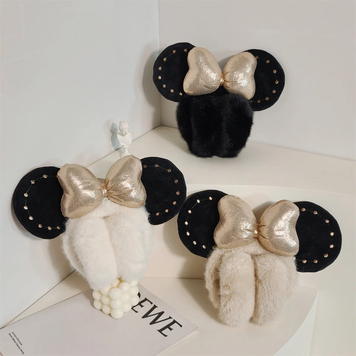 ディズニー冬の漫画ミッキー耳リボンぬいぐるみ折りたたみイヤーカップかわいい女の子は耳を暖かく保ちます