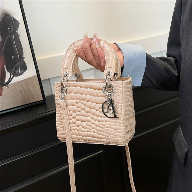 

Luxury Famous Designer Ladies Messenger Bag Leather, Elegant Classic Crossbody Bag Popular Women Handbags