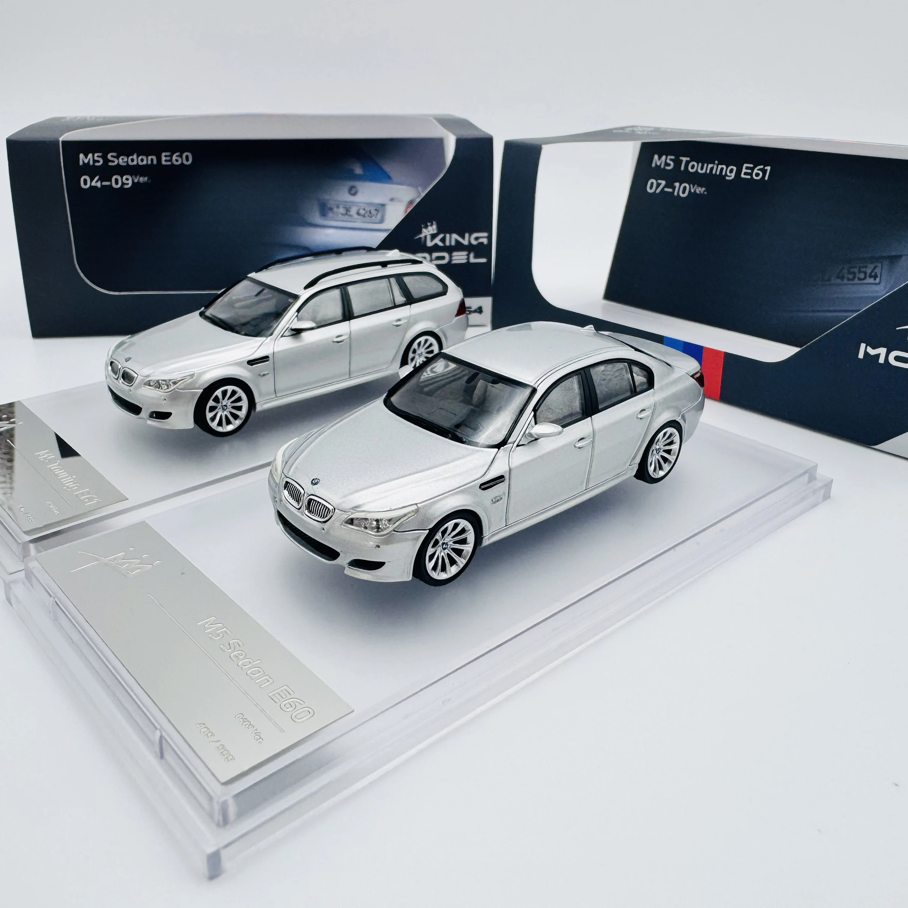 Модель King 1:64 M5 E60 E61 Модель автомобиля из сплава седана