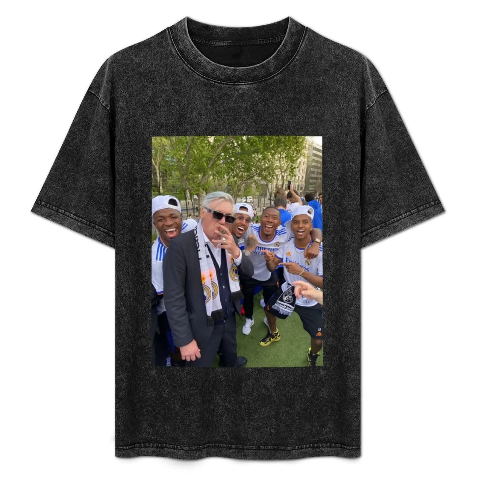 

Carlo Ancelotti Cigar T-Shirt sweat shirts graphic tees Louboutins Men's t shirts