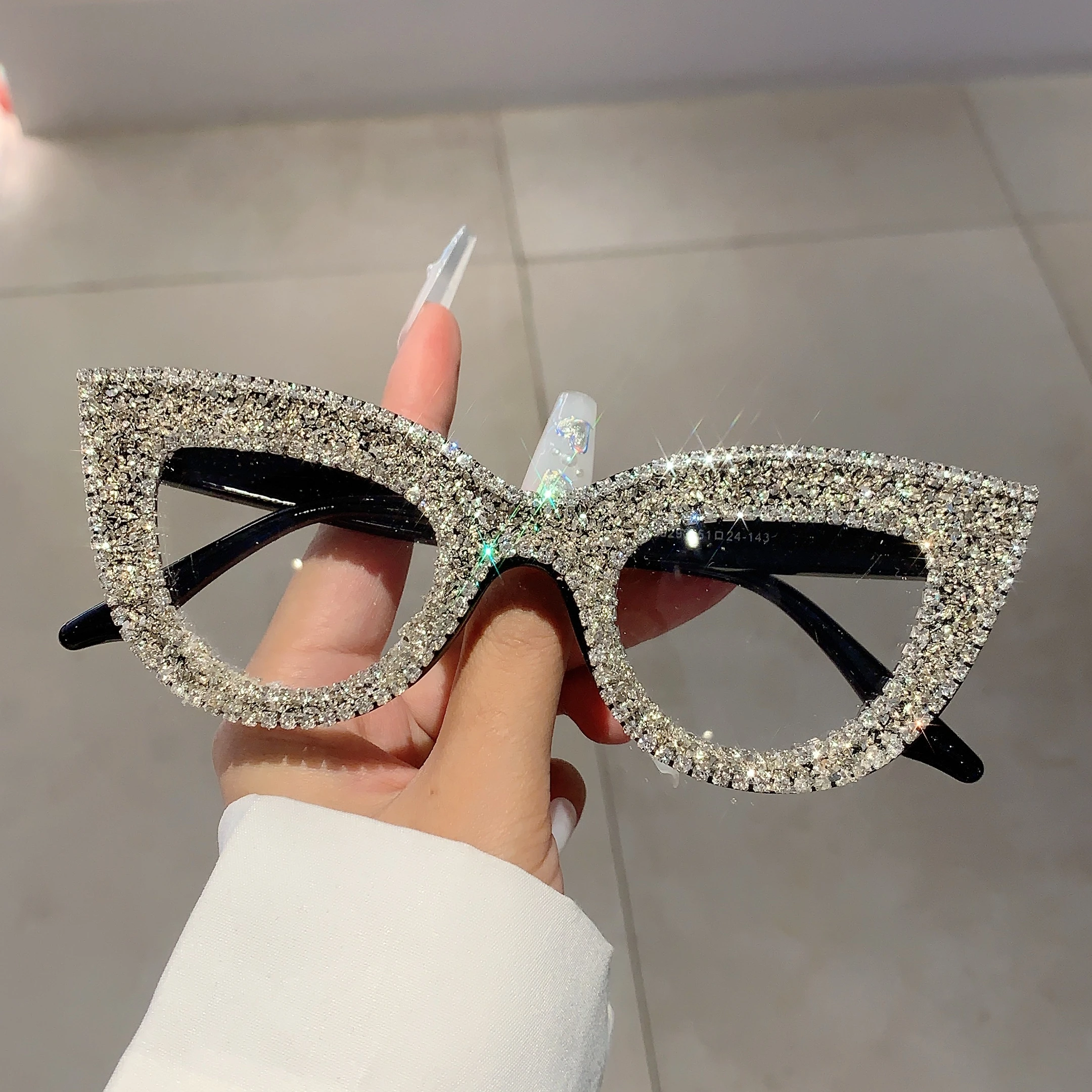 KAMMPT okulary przeciwsłoneczne kocie oczy 2024 nowe eleganckie dżetów podróżne odcienie dla kobiet modne luksusowe marki projektant kobiece okulary przeciwsłoneczne — zdjęcie 4