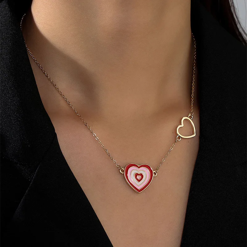 Fashion Lesbian Gifts Makeup Love Heart Drip Oil Retro Chain Charm Necklace