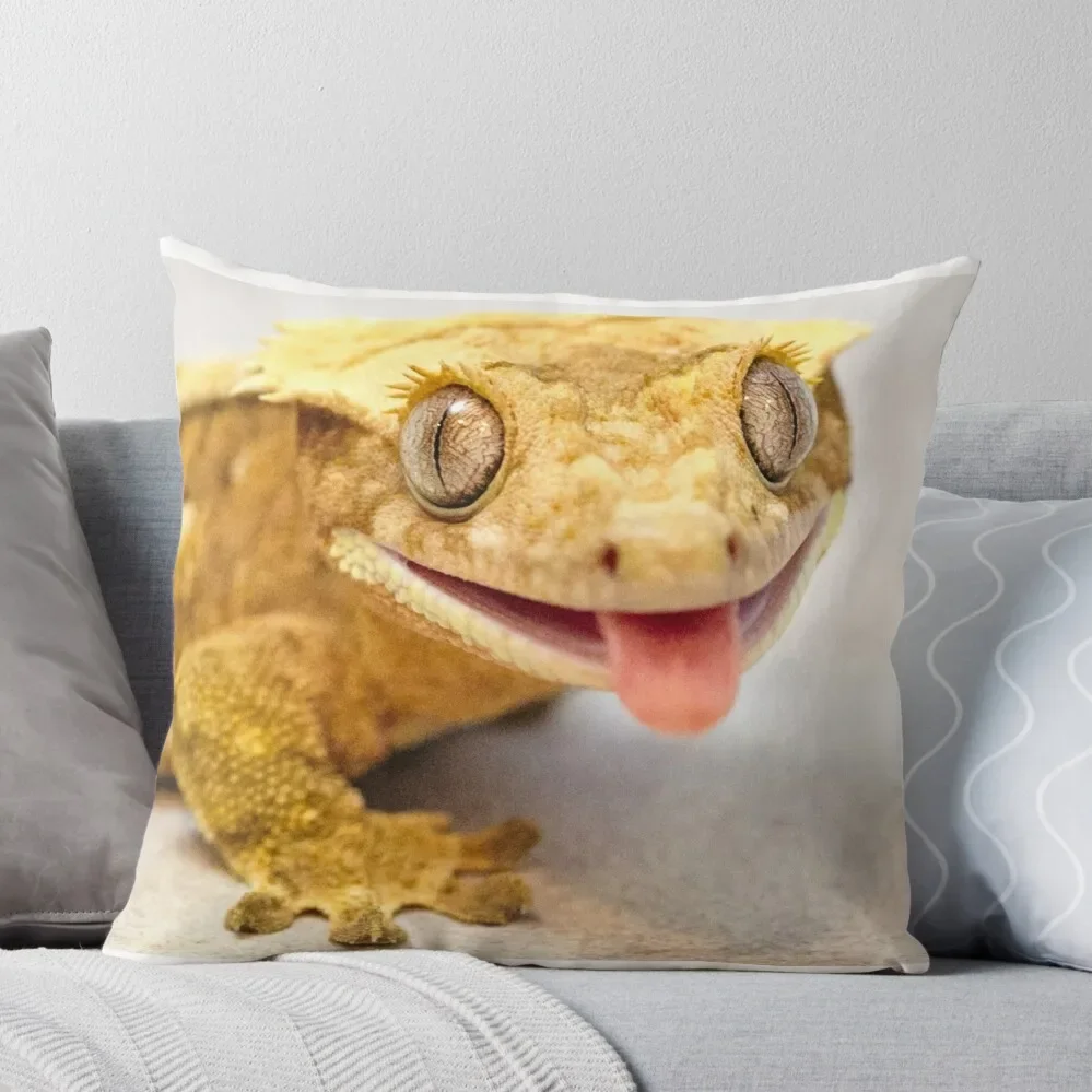 

MALE CRESTED GECKO Throw Pillow Christmas Cushion For Home Sofa Cushion Cover Christmas Pillow Cases