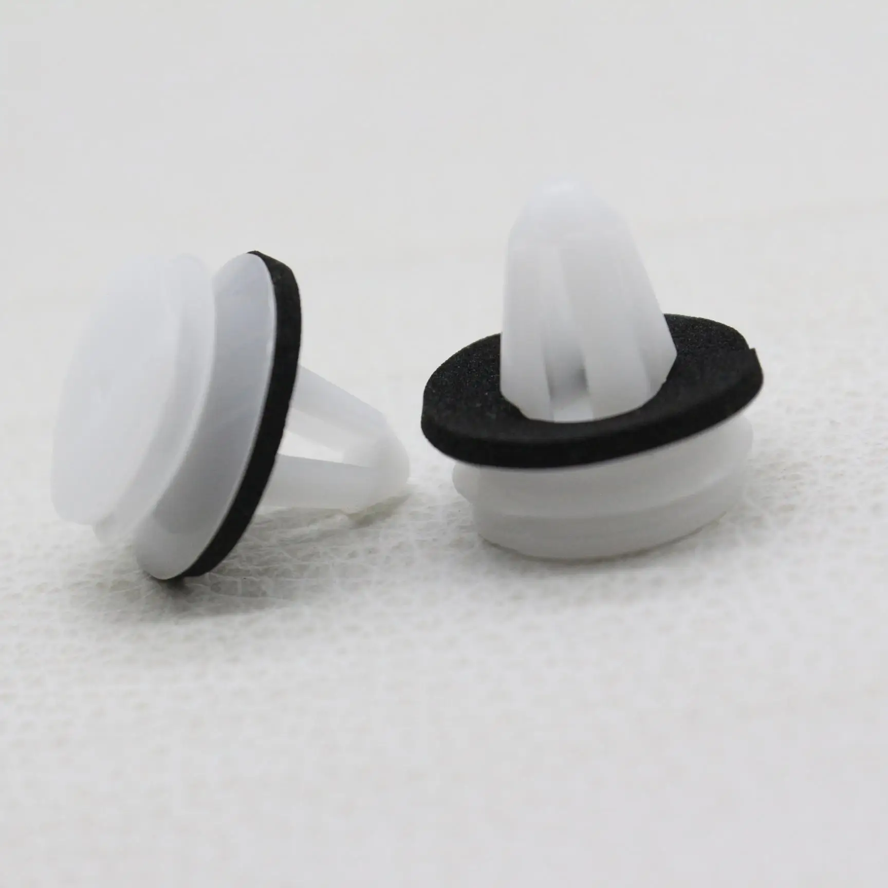 25 قطعة من مشابك تثبيت لوحة الباب مع سدادة لسيارة فولكس فاجن جيتا 2005-2010 |   6X0868243A السحابة دفع دبوس