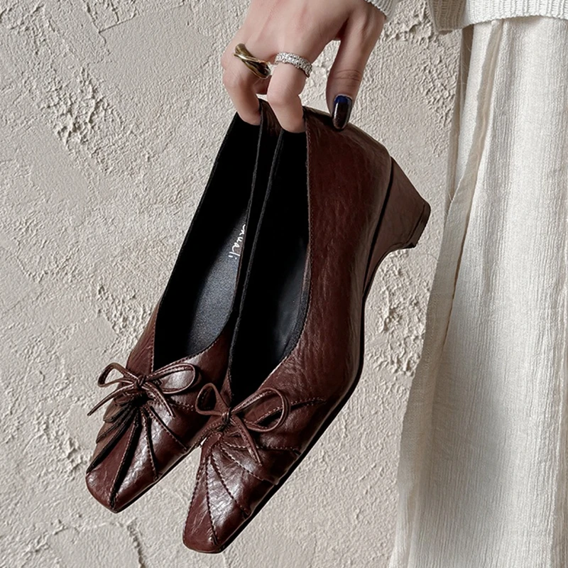 Women's New Spring and Autumn Genuine Leather Cowhide Square Head Bow Retro Coarse Heel Middle Heel Style Fashion Single Shoes