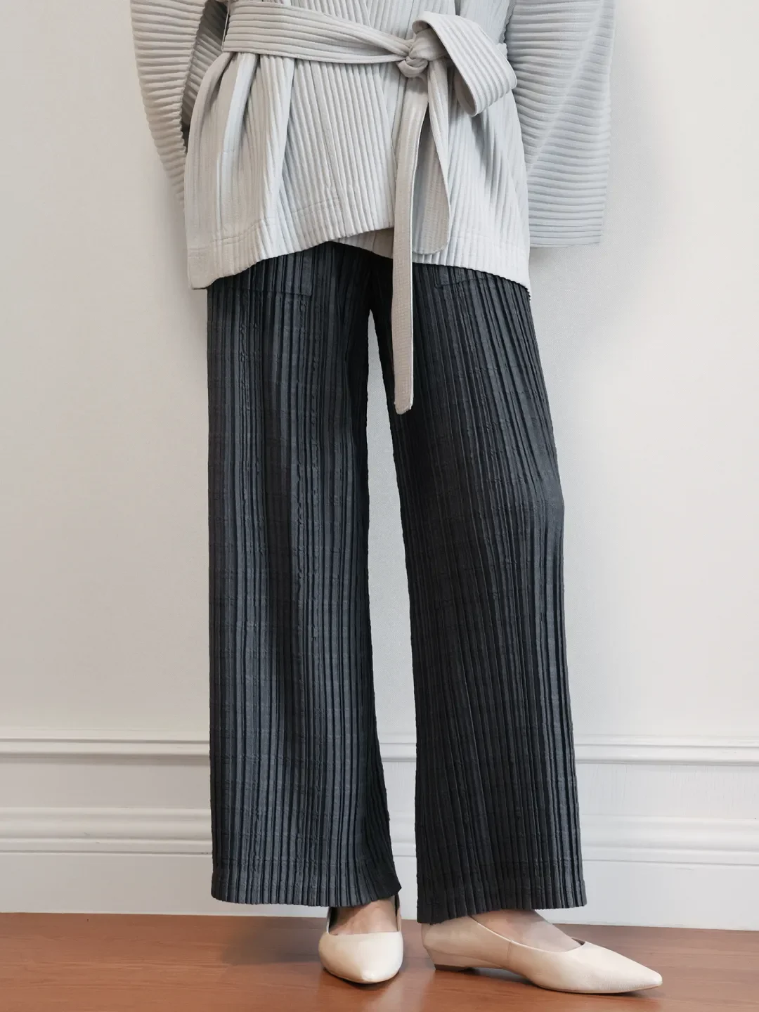 Miyake Pleated Wide Leg Pants Women Solid Full Length Loose 2026 Autumn Winter Trousers Sleek Polished Fluid Draped Urban