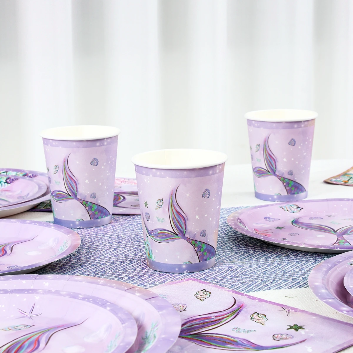 Jednorazowa zastawa stołowa o tematyce syreny Dekoracje urodzinowe dla dzieci Baby Shower Girls Under The Sea Party Wedding Party Suppies — zdjęcie 4