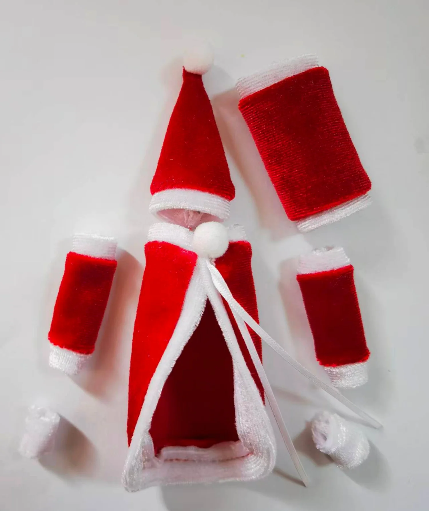 

1/12 scale soldier FIGMA SHE hand made voxel model Christmas suit clothing accessories package suitable 6inch action figure body