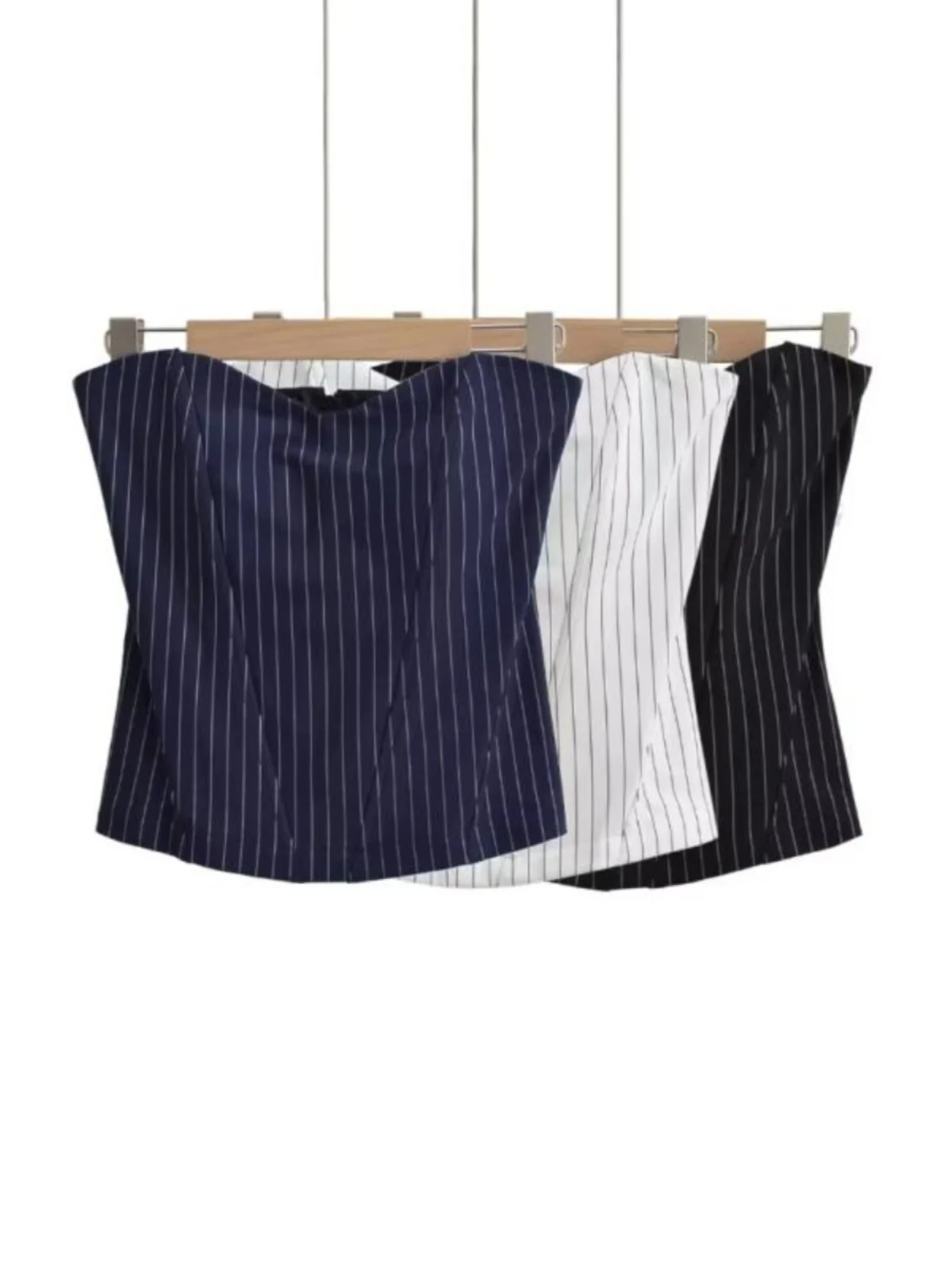 Sweet Cool Fishbone Design Shapewear Tube Top with Chest Pad American Style Striped Vest for Women Street Fashion Short Sleeve