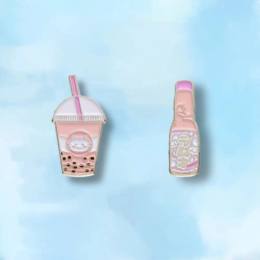 

Pink Summer Beer Bottle Brooch Pearl Milk Tea Cup Brooch Clothing Backpack Alloy Brooch Badge Enamel Lapel Pins Wholesale