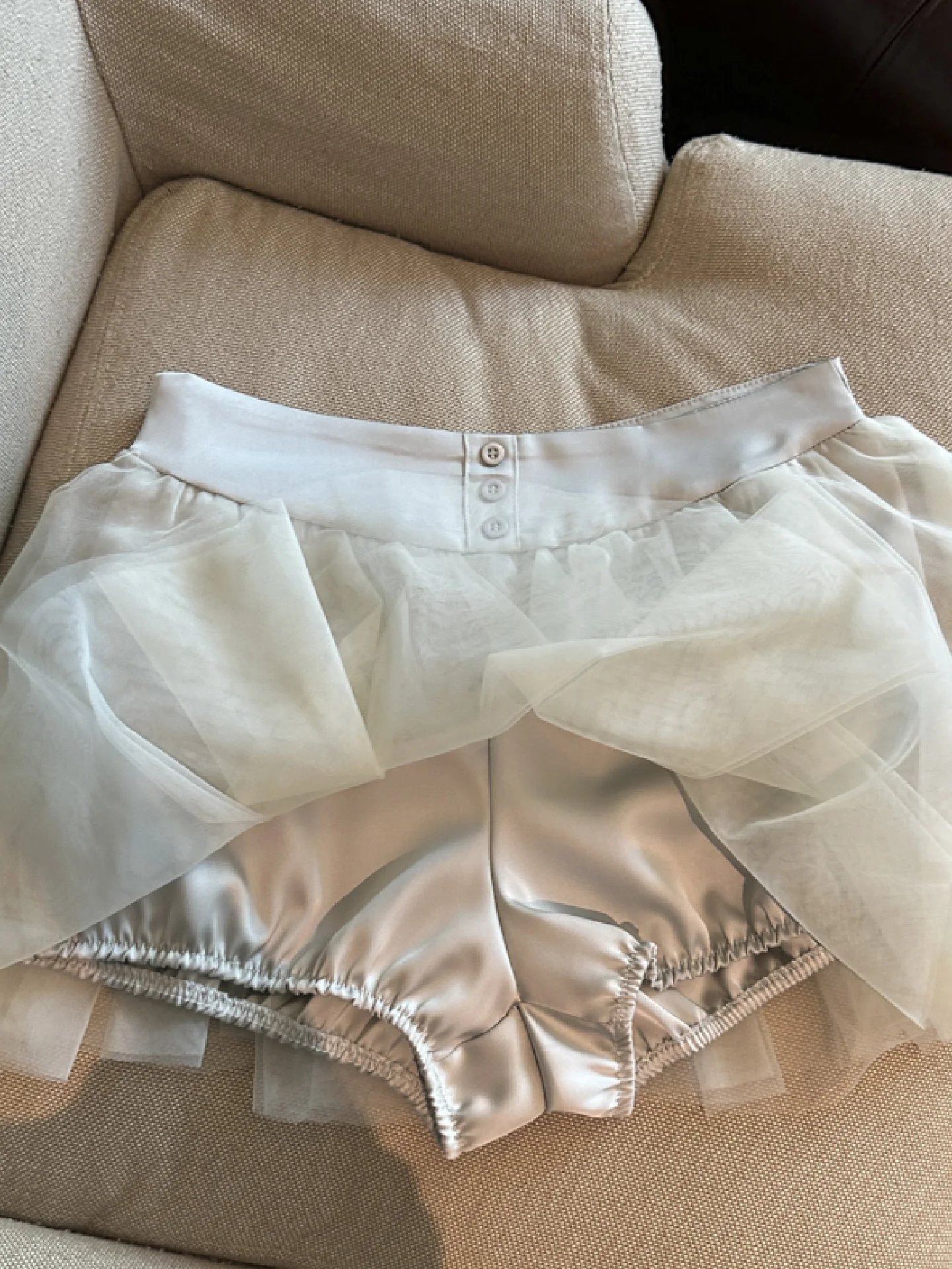 ハイウエスト-a-ラインふわふわスカート女性の春夏ピュアディザイアバレエスタイルメッシュハーフスカート花のつぼみショートスカート