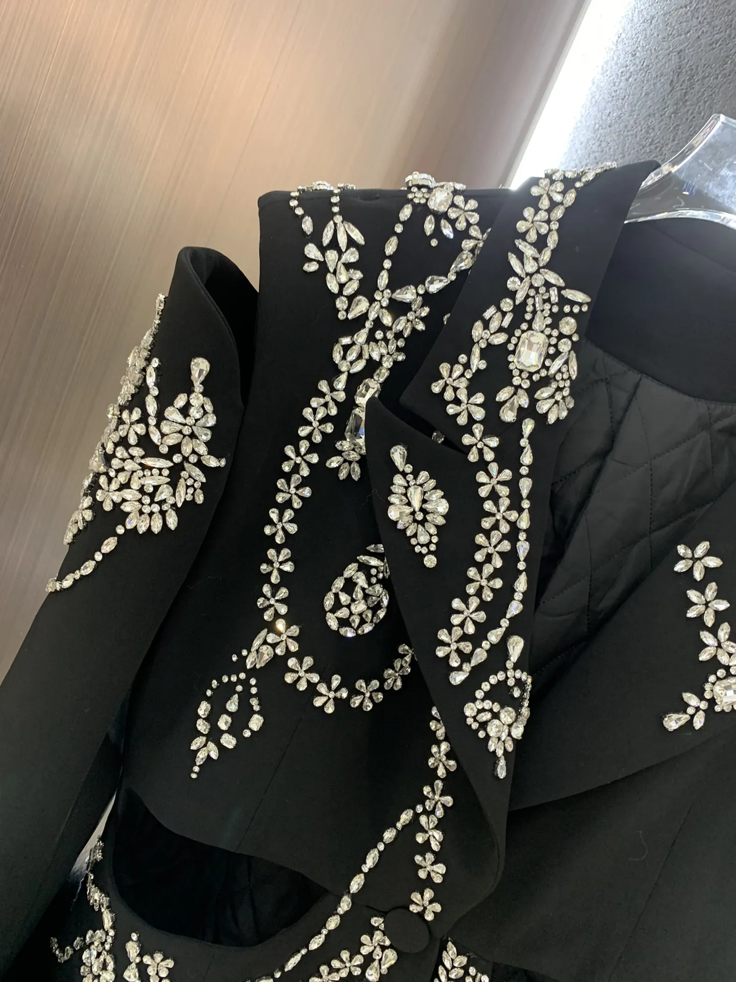 2023Real fur,Luxury Women Crystal Beading Blazer Tops Sexy Backless Hollow Out Suit Coat Runway Designer Long Shiny Baroque Diam