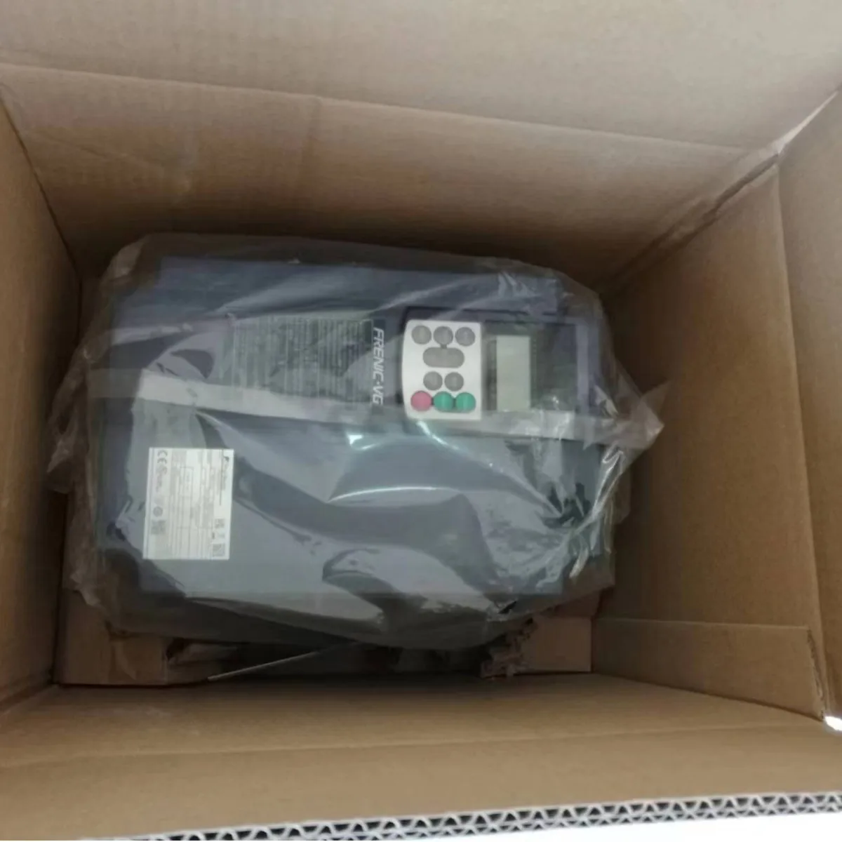 

Инверторы FRN11VG1S-2, FRN15VG1S-2, FRN18.5VG1S-2 (в наличии)