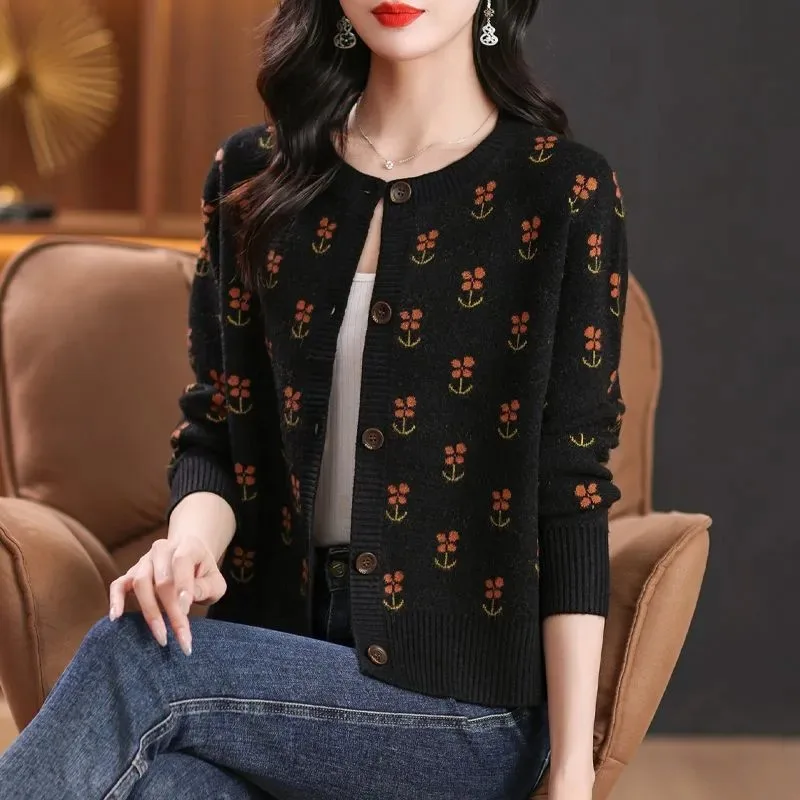 

Женская одежда Жаккардовый свитер Вязаная куртка Осень и зима Кардиган с круглым вырезом Свободный топ