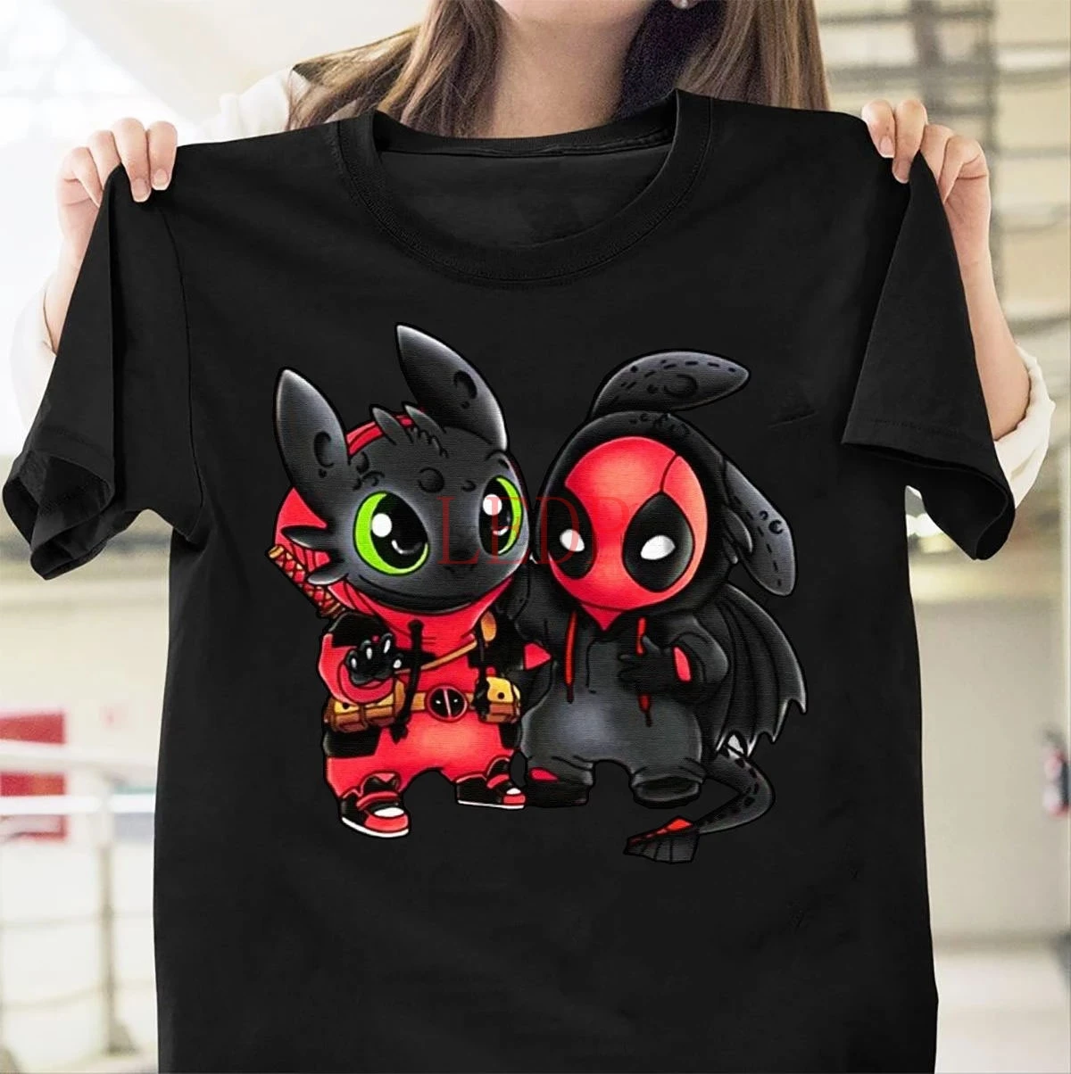 Baby Toothless And Deadpool How To Train Your Dragon The Hidden World T-shirt