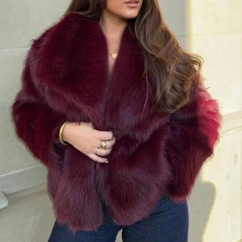 세련되고 우아한 푹신한 인조 모피 코트 여성 긴 소매 루즈핏 털 따뜻한 코트 2025 가을 겨울 하이 스트리트 아우터 ﻿