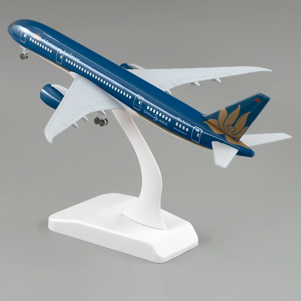 

20 см самолет Boeing 787 Vietnam Airlines, самолет из сплава с колесом B787, модель игрушки для детей, коллекция подарков