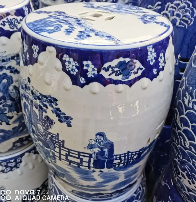 Jingdezhen Ceramic Porcelain stool Handpainted Ancient Blue And White Flower And Bird porcelain ceramic stool