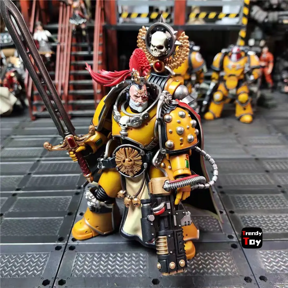 

【Доставка в течение 24 часов】Фигурка JOYTOY Warhammer 40K Imperial Fists Legion Praetor с мечом Power Sword, масштаб 1/18, игрушки, аниме-фигурки