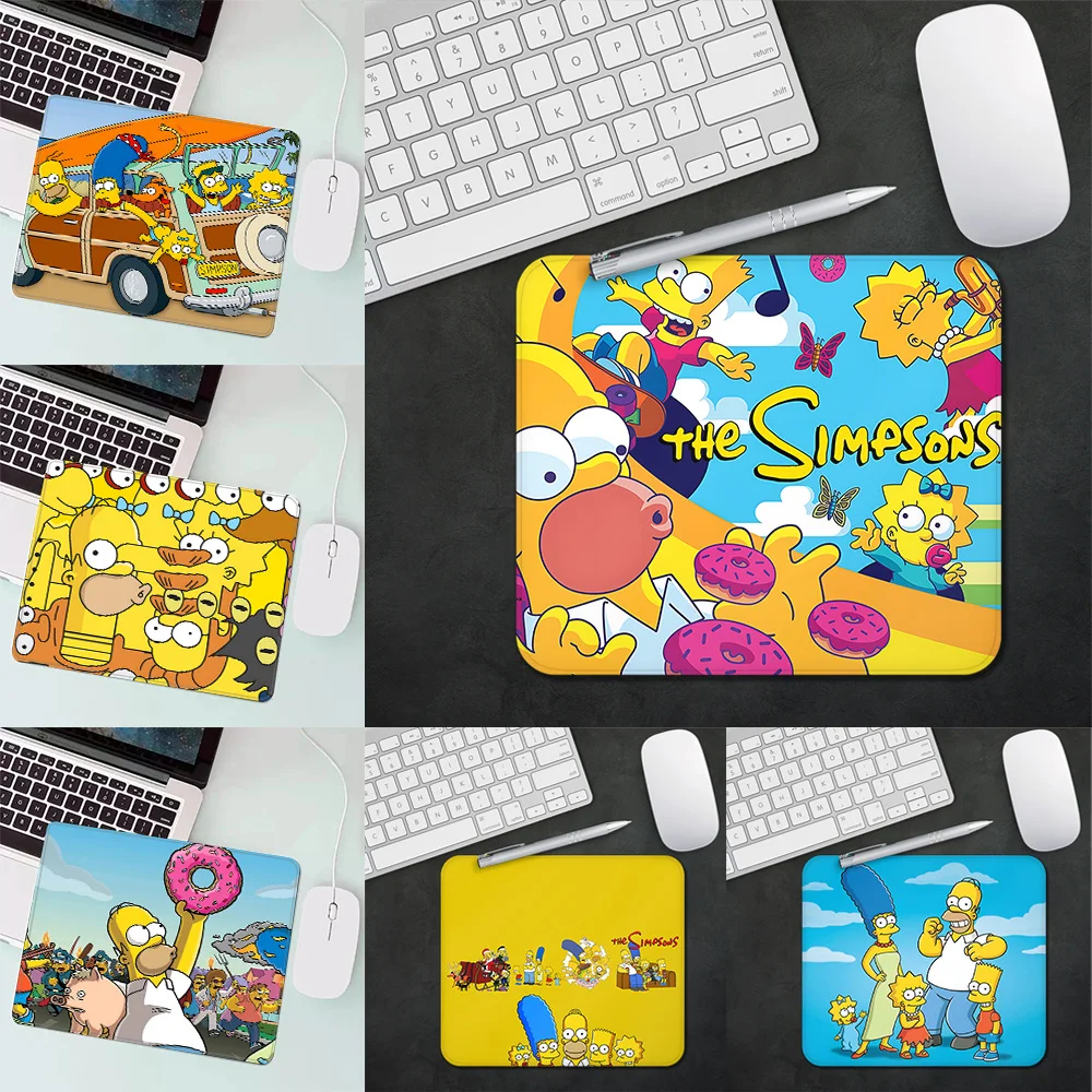 

Cute Cartoon S-Simpsons Gaming Mouse Pad XS Small Mousepad for PC Gamer Desktop Decoration Office Mouse Mat Deskmat Rug Funda