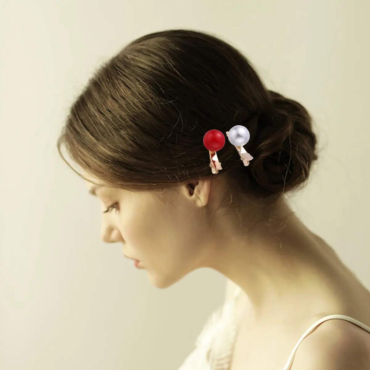 

10Pcs Large Pearl Hair Clip Duckbill Barrettes for Ladies Fashion Pearl Hair Pins with Strong Grip Suitable for All Hairstyles