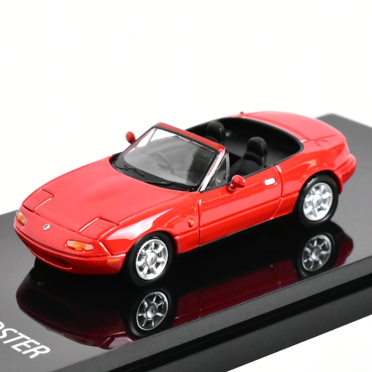 HOBBY JAPAN 1:64  MX5 Eunos Roadster Diecast Model Car