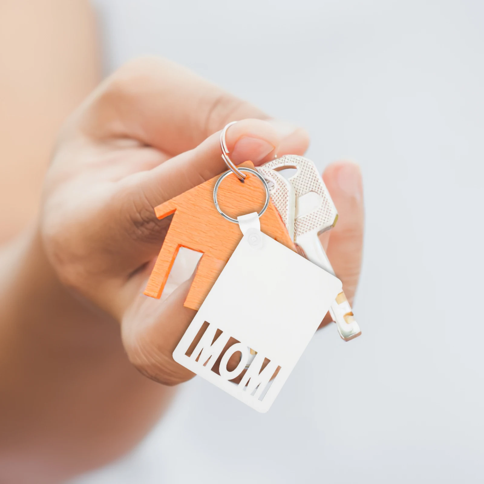 6 ชิ้นสร้างสรรค์ DIY ระเหิดพวงกุญแจว่างเปล่าพวงกุญแจสําหรับของขวัญส่วนบุคคลตกแต่งแม่