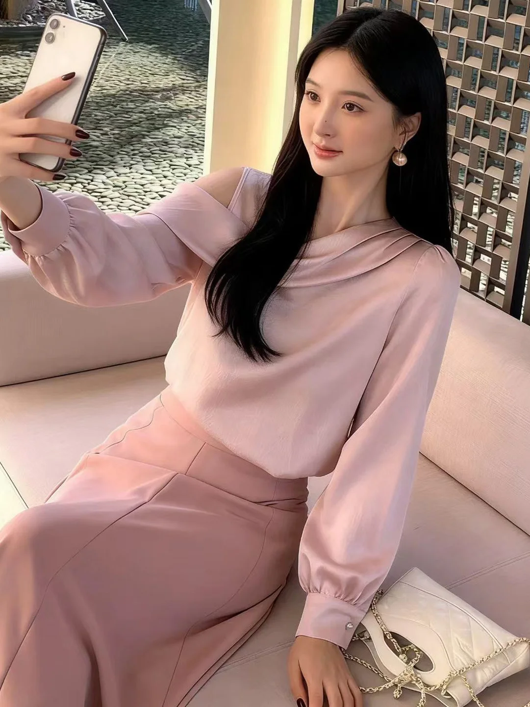 

Fashionable Pink Casual Long Sleeve Women's Shirt Spring 2026 New Style Shoulder Bared Design Korean Style Commute Style Poly...