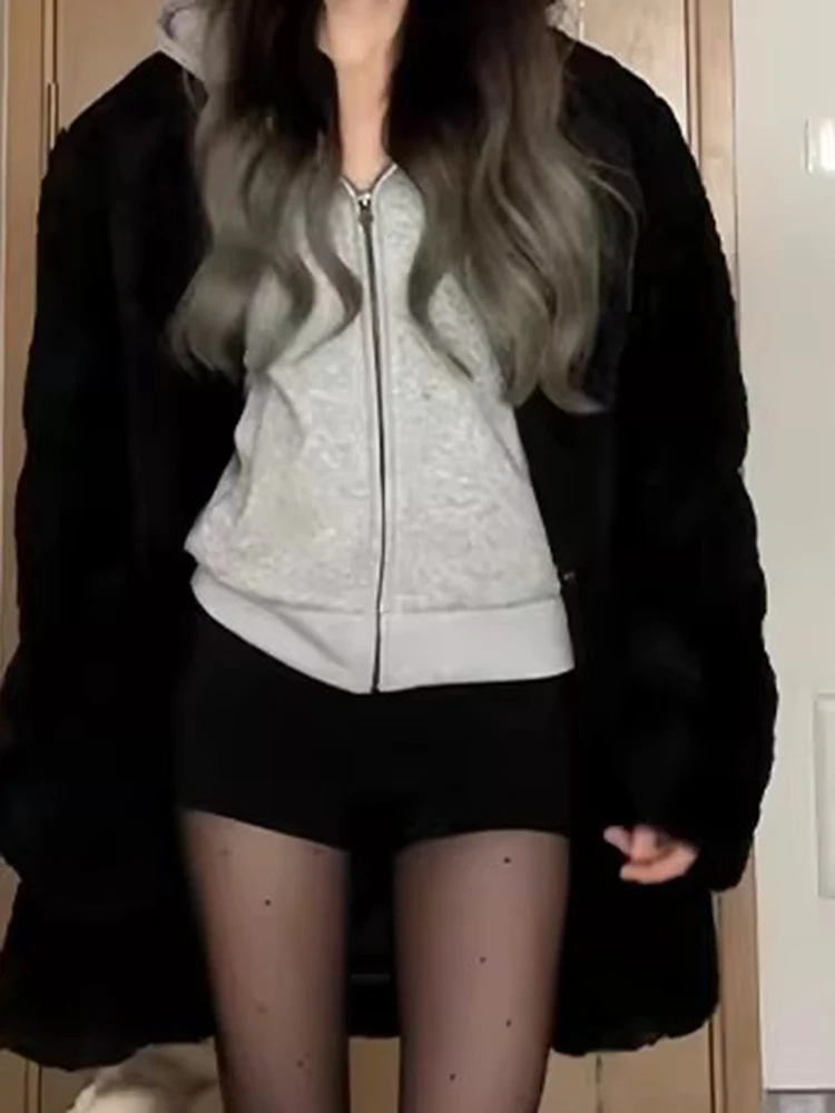 

Женские бархатные шорты в корейском стиле, черные шорты с высокой талией, зима-осень, модные повседневные универсальные шорты в стиле ретро