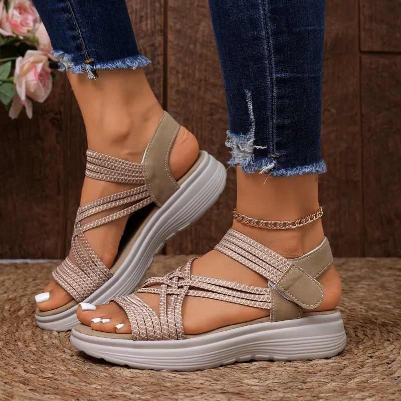 2026 Sommer Damen Römersandalen Modische Kreuzriemen-Designer-Sandalen Neue Low-Top Damen Outdoor Freizeit-Walkingschuhe 36-43 – Detail 5