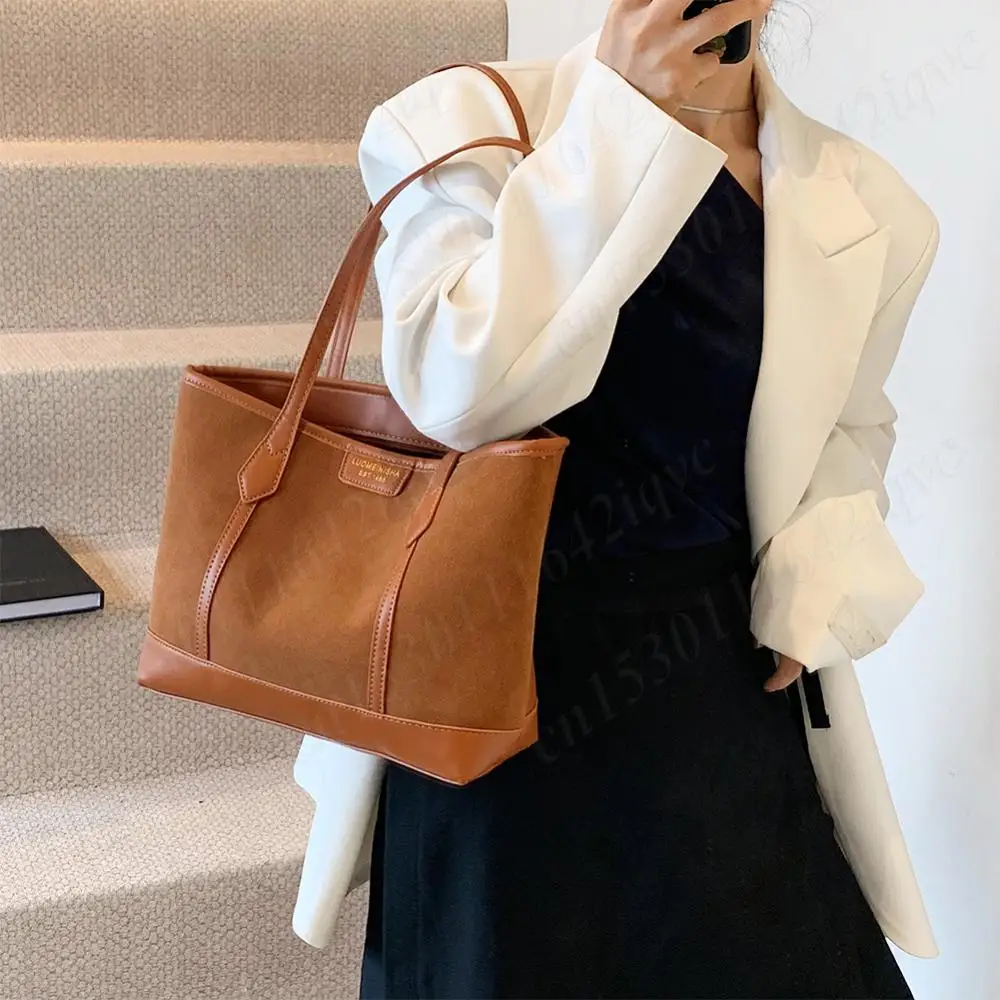 Women Suede Tote Bag with Zipper Suede Shoulder Bag Retro Handbag Solid Color Shopping Bag Commuter Bag Retro Underarm Bag