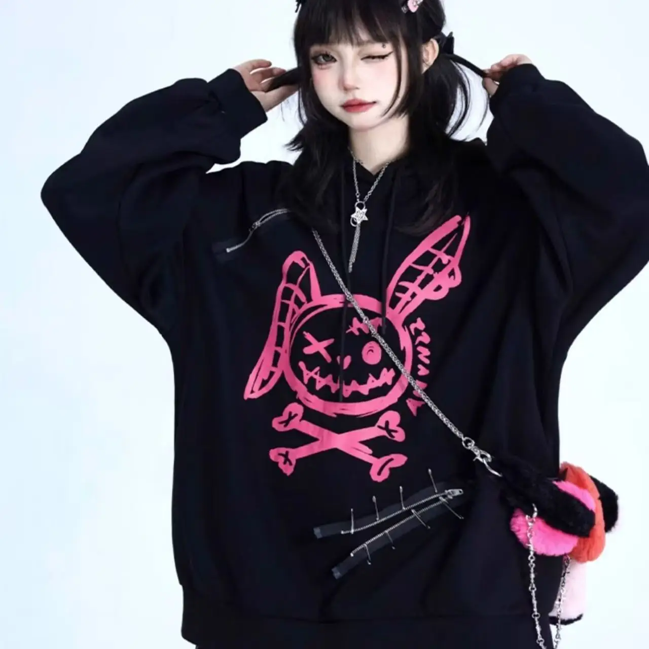 Best-selling Rabbit Graffiti Personalized Print Pullover for Couples Loose-fitting Wi A Hood Spring Autumn Lightweight Top Shirt