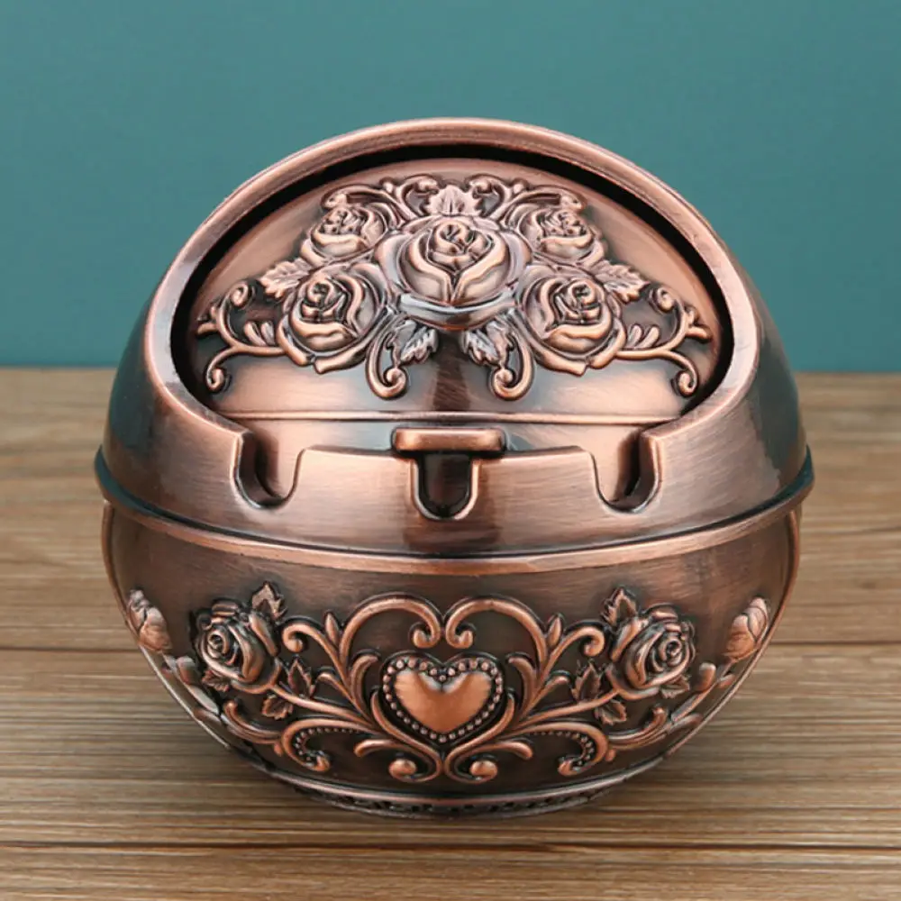 Vintage Metal Ashtray Covered Artistic Decor Ornament Creative Home Office Craft Accessory Windproof Smoking Statue Unique Gift